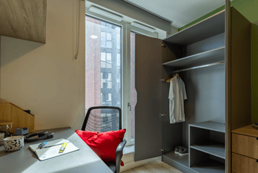 Deluxe En Suite - Image 3